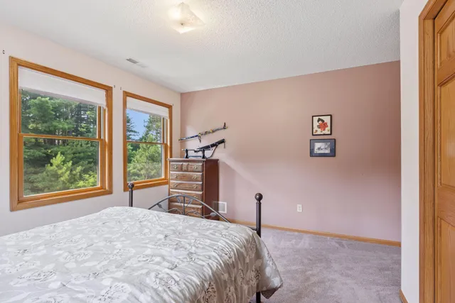 $849,900 | 241 A Glen Circle, River Falls, WI 54022