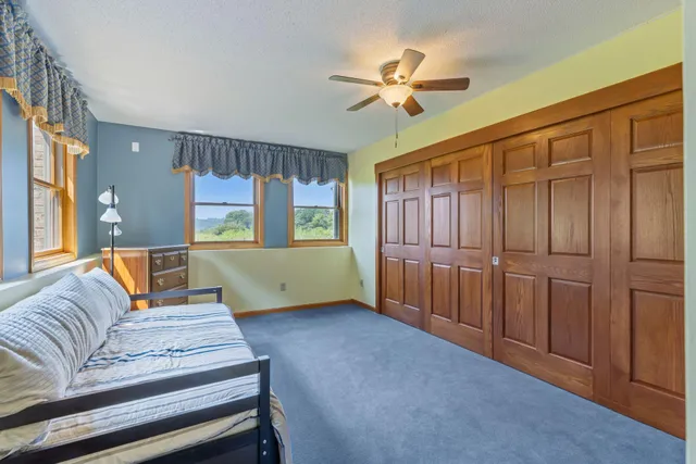 $849,900 | 241 A Glen Circle, River Falls, WI 54022