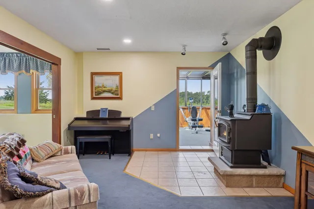 $849,900 | 241 A Glen Circle, River Falls, WI 54022