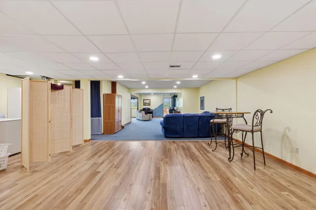 $849,900 | 241 A Glen Circle, River Falls, WI 54022