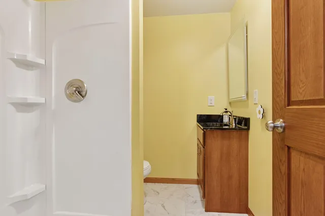 $849,900 | 241 A Glen Circle, River Falls, WI 54022