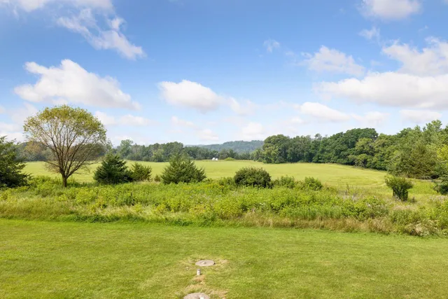 $849,900 | 241 A Glen Circle, River Falls, WI 54022