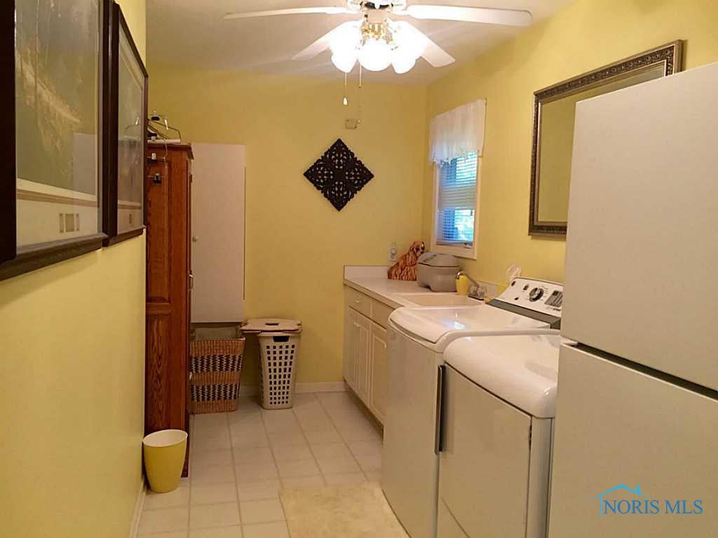 10906 Ramm Road Whitehouse, OH 43571 - Photo 14 of 18 Laundry Room.