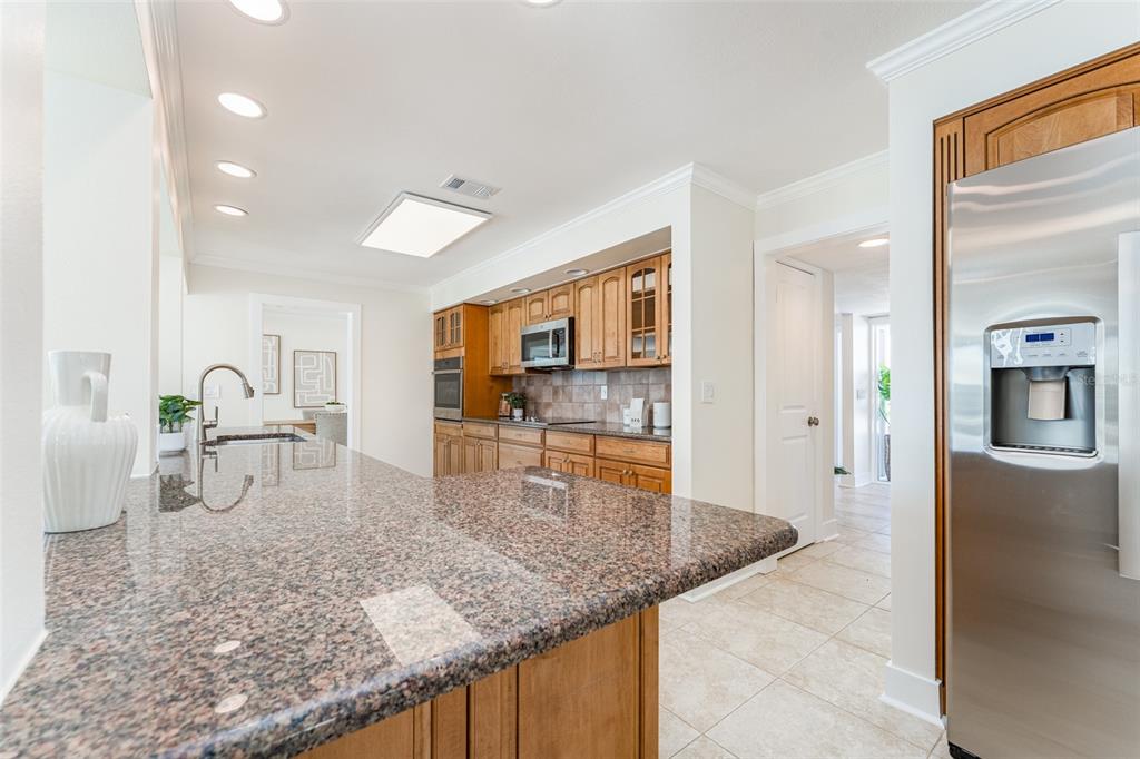 405 Buttonwood Lane Largo, FL 33770 - Photo 21 of 51