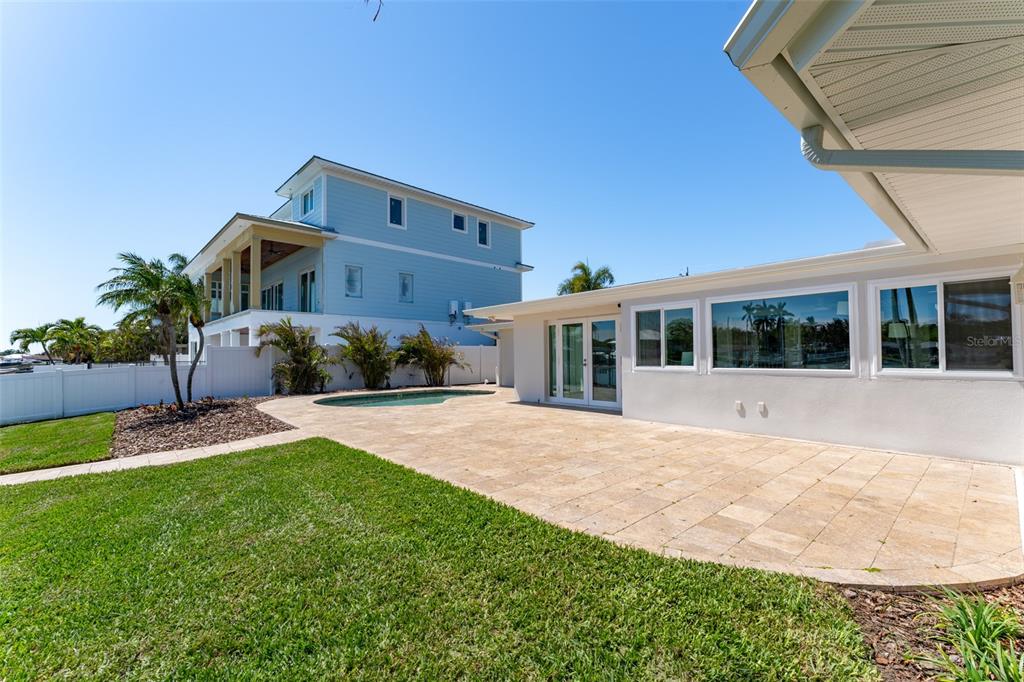 405 Buttonwood Lane Largo, FL 33770 - Photo 44 of 51