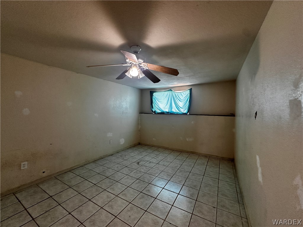 3868 Aztec Road Golden Valley, AZ 86413 - Photo 19 of 64