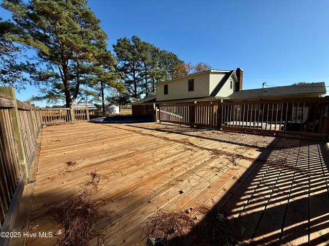 $339,500 | 1247 Scenic Drive, Williamston, NC 27892