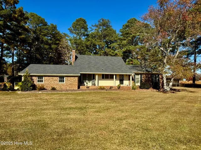 $339,500 | 1247 Scenic Drive, Williamston, NC 27892
