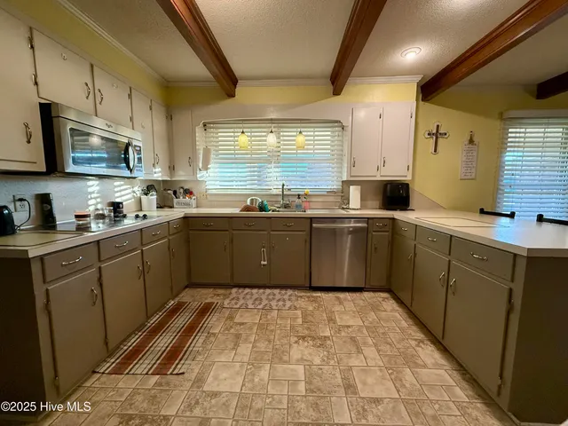 $339,500 | 1247 Scenic Drive, Williamston, NC 27892