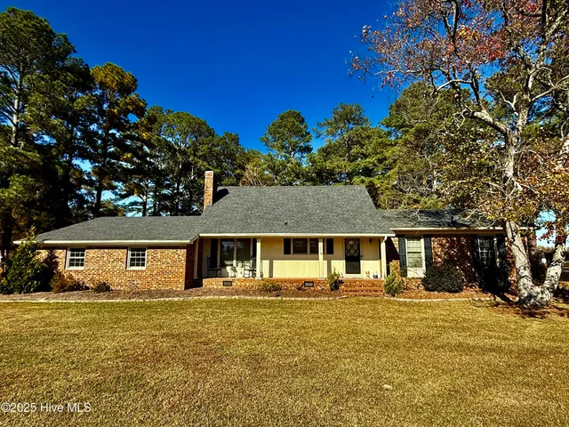 $339,500 | 1247 Scenic Drive, Williamston, NC 27892