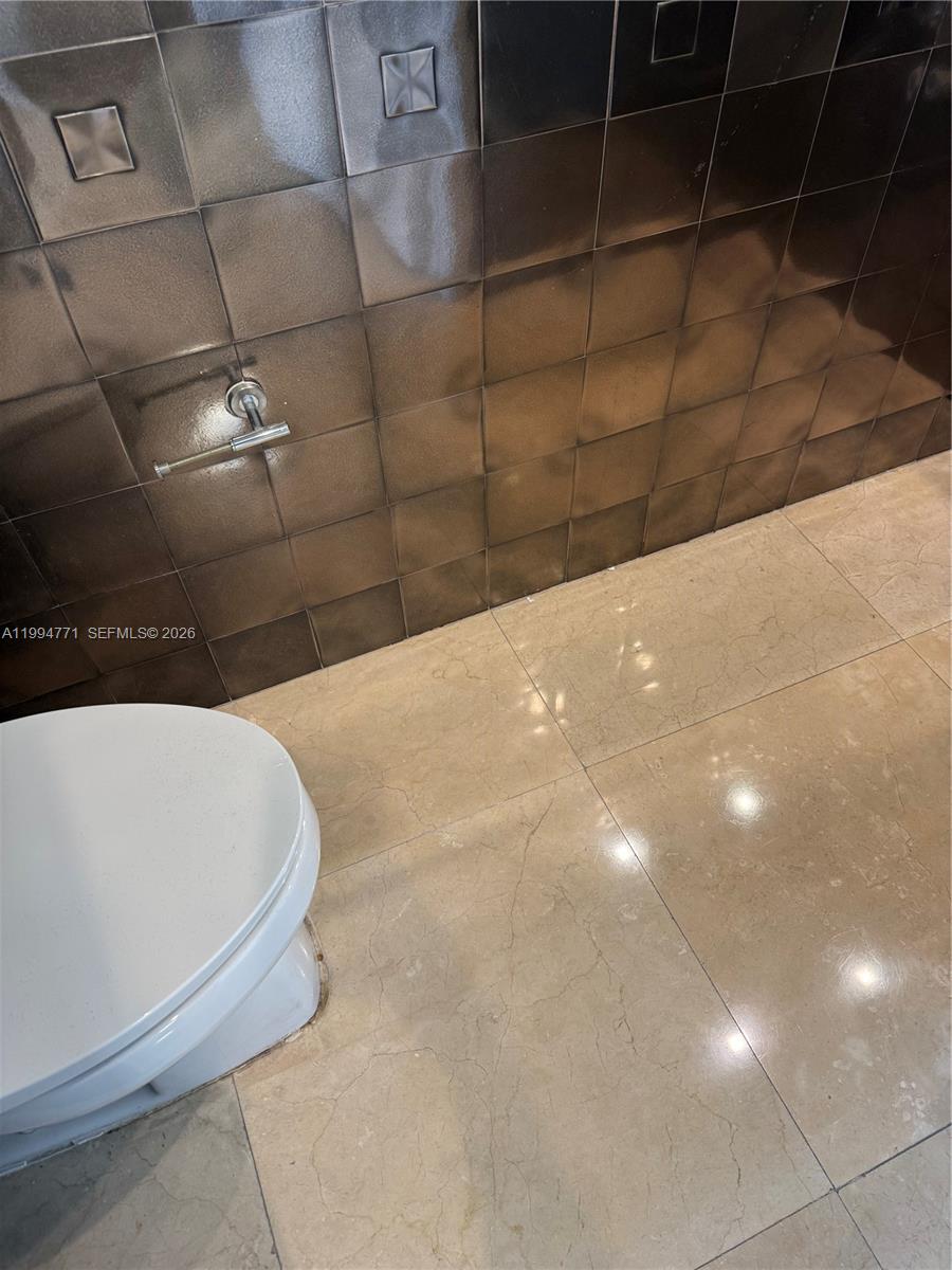 901 Brickell Key Boulevard, Unit 3102 Miami, FL 33131 - Photo 18 of 56