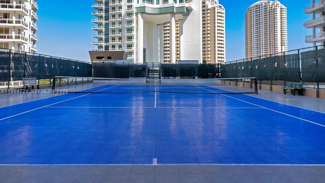 901 Brickell Key Boulevard, Unit 3102 Miami, FL 33131 - Photo 22 of 56