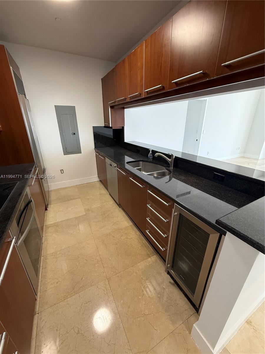 901 Brickell Key Boulevard, Unit 3102 Miami, FL 33131 - Photo 6 of 56