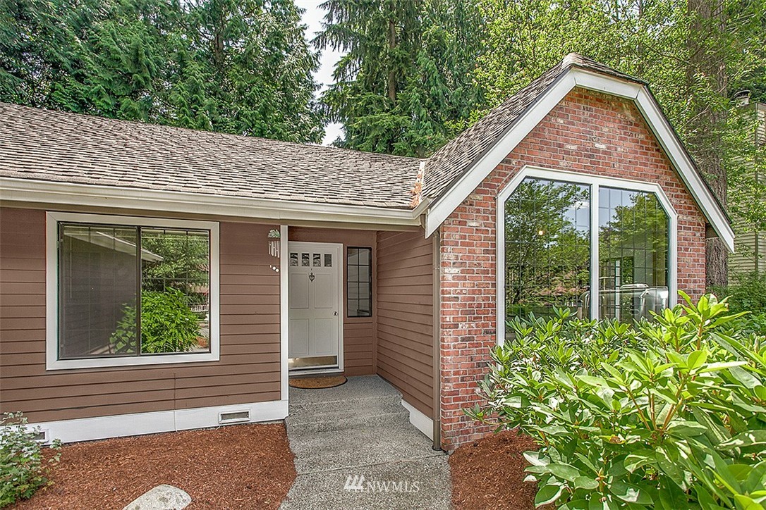2408 243rd Place Southeast Bothell, WA 98021 - Photo 2 of 16