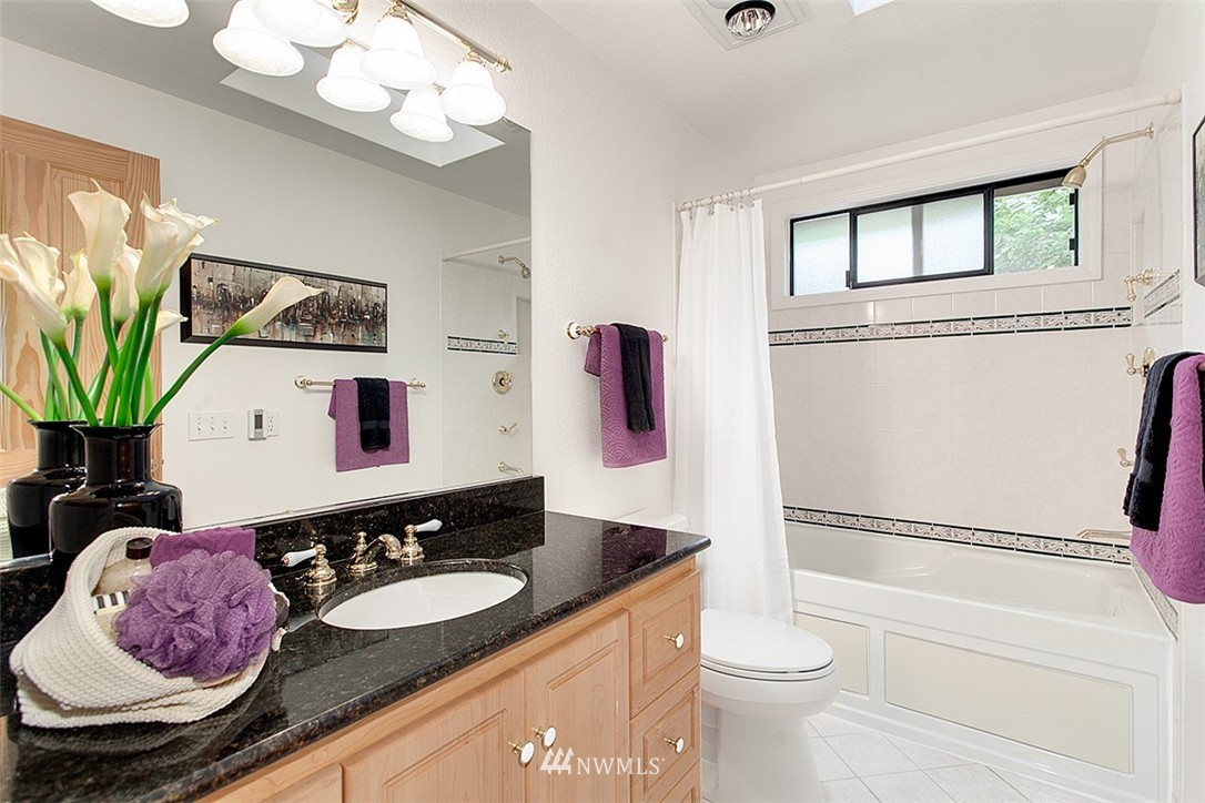 2408 243rd Place Southeast Bothell, WA 98021 - Photo 13 of 16
