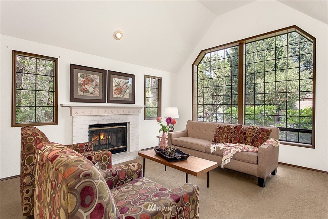 2408 243rd Place Southeast Bothell, WA 98021 - Photo 3 of 16