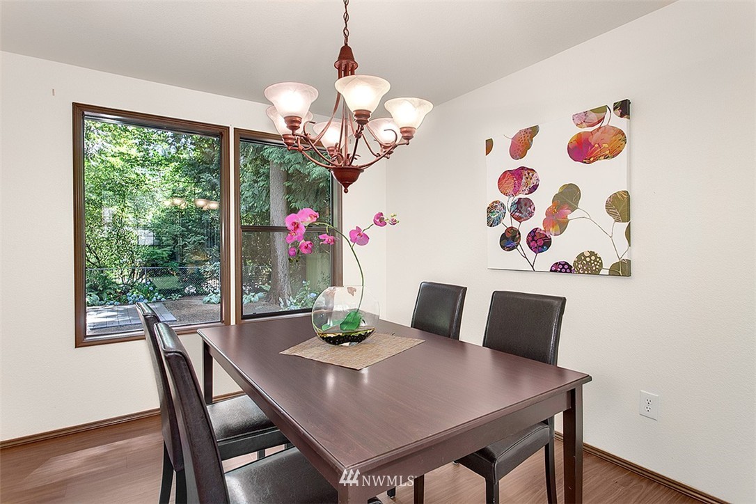 2408 243rd Place Southeast Bothell, WA 98021 - Photo 5 of 16