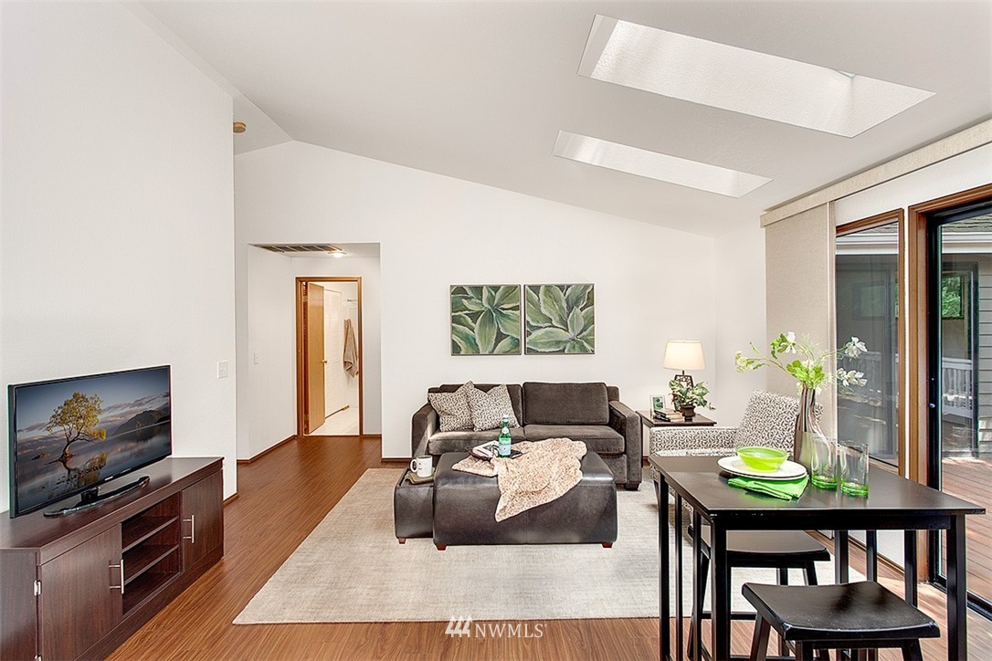 2408 243rd Place Southeast Bothell, WA 98021 - Photo 6 of 16