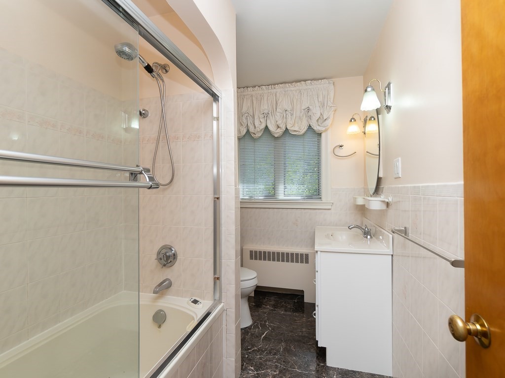 103 Rosalie Road Newton, MA 02459 - Photo 27 of 37 Gallery Image 27