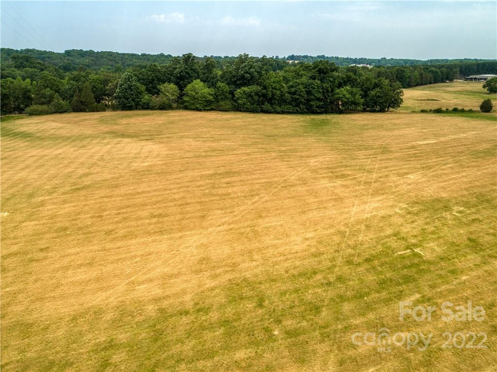 8681 Mauney Road Mount Pleasant, NC 28124 - Photo 21 of 46 a view of an ocean