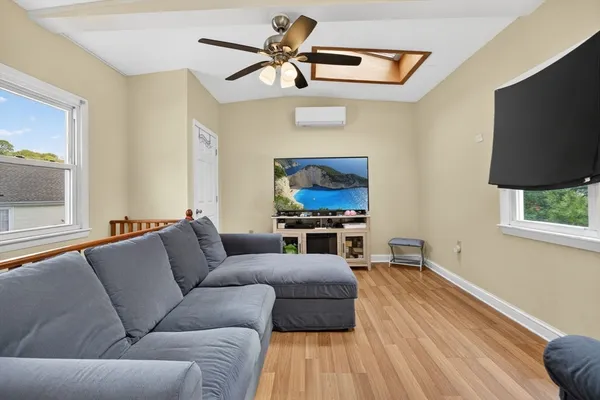 $669,900 | 8 Essex Street, Swampscott, MA 01907