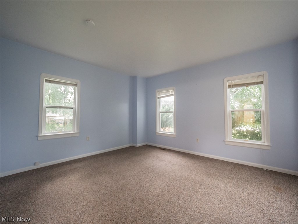 7051 Ridge Road Cleveland, OH 44129 - Photo 11 of 31 Gallery Image 11