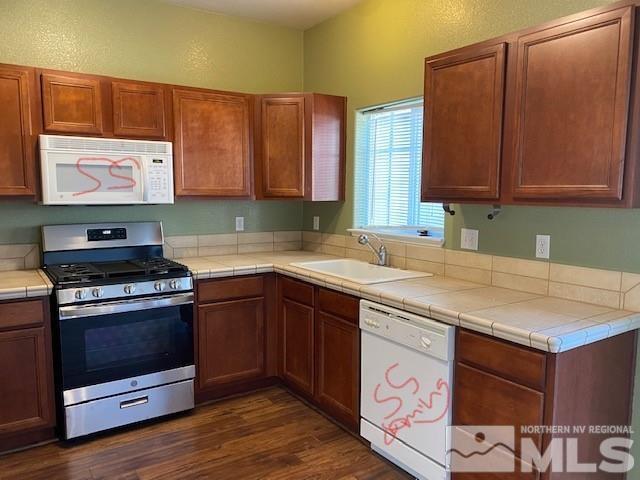 4240 Amber Marie Lane Reno, NV 89503 - Photo 2 of 16 Photo 2