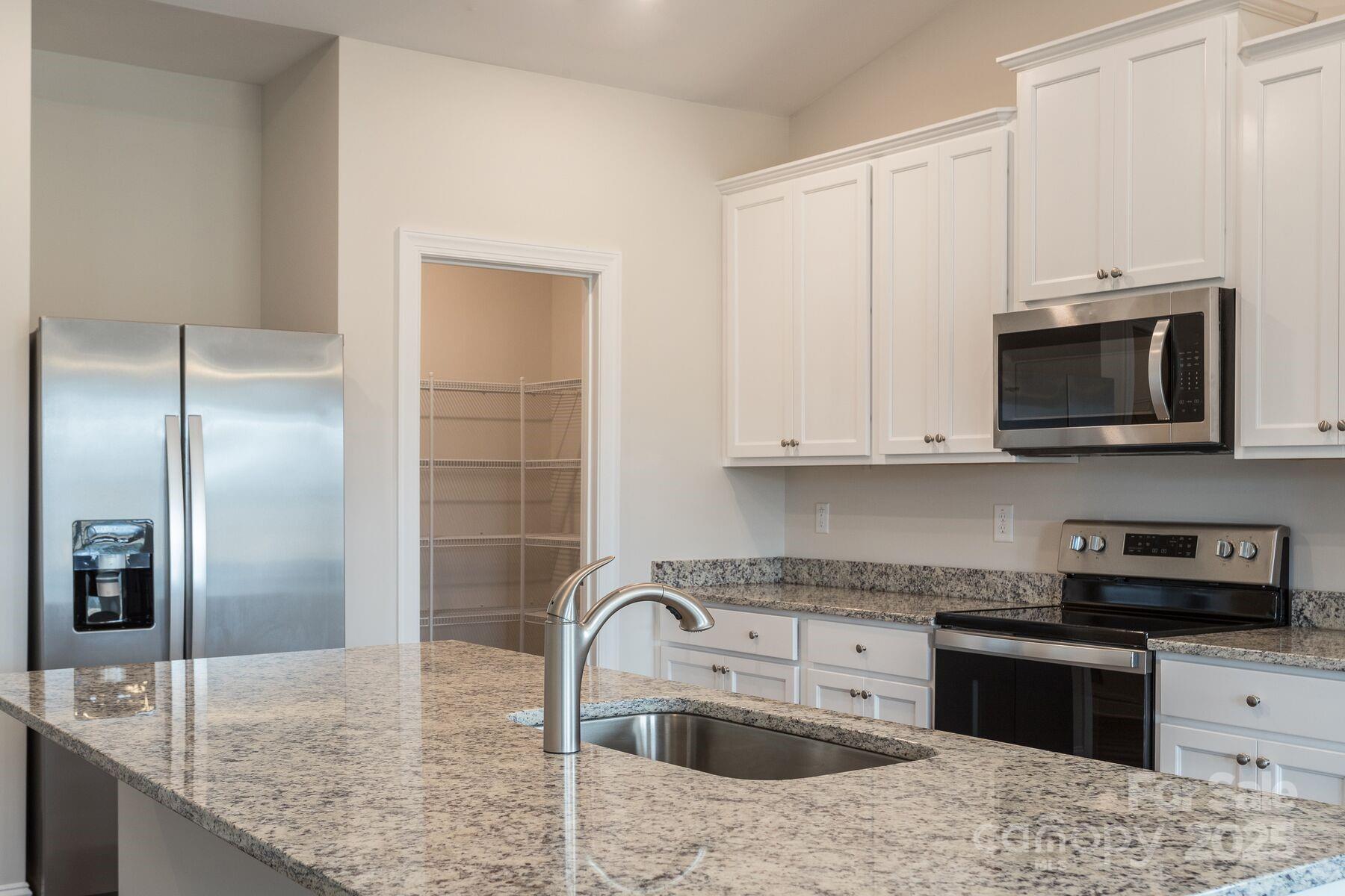 113 Rills Xing Way Troutman, NC 28166 - Photo 10 of 15 Gallery Image 10