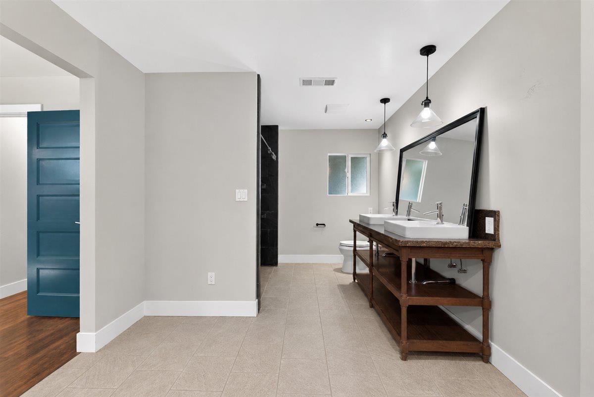 2424 Killarney Way Modesto, CA 95355 - Photo 17 of 30