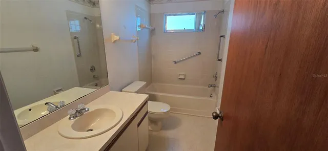 $249,900 | 665 Foxwood Boulevard, Englewood, FL 34223