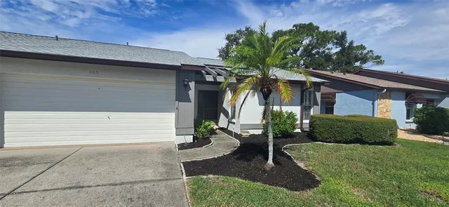 $249,900 | 665 Foxwood Boulevard, Englewood, FL 34223