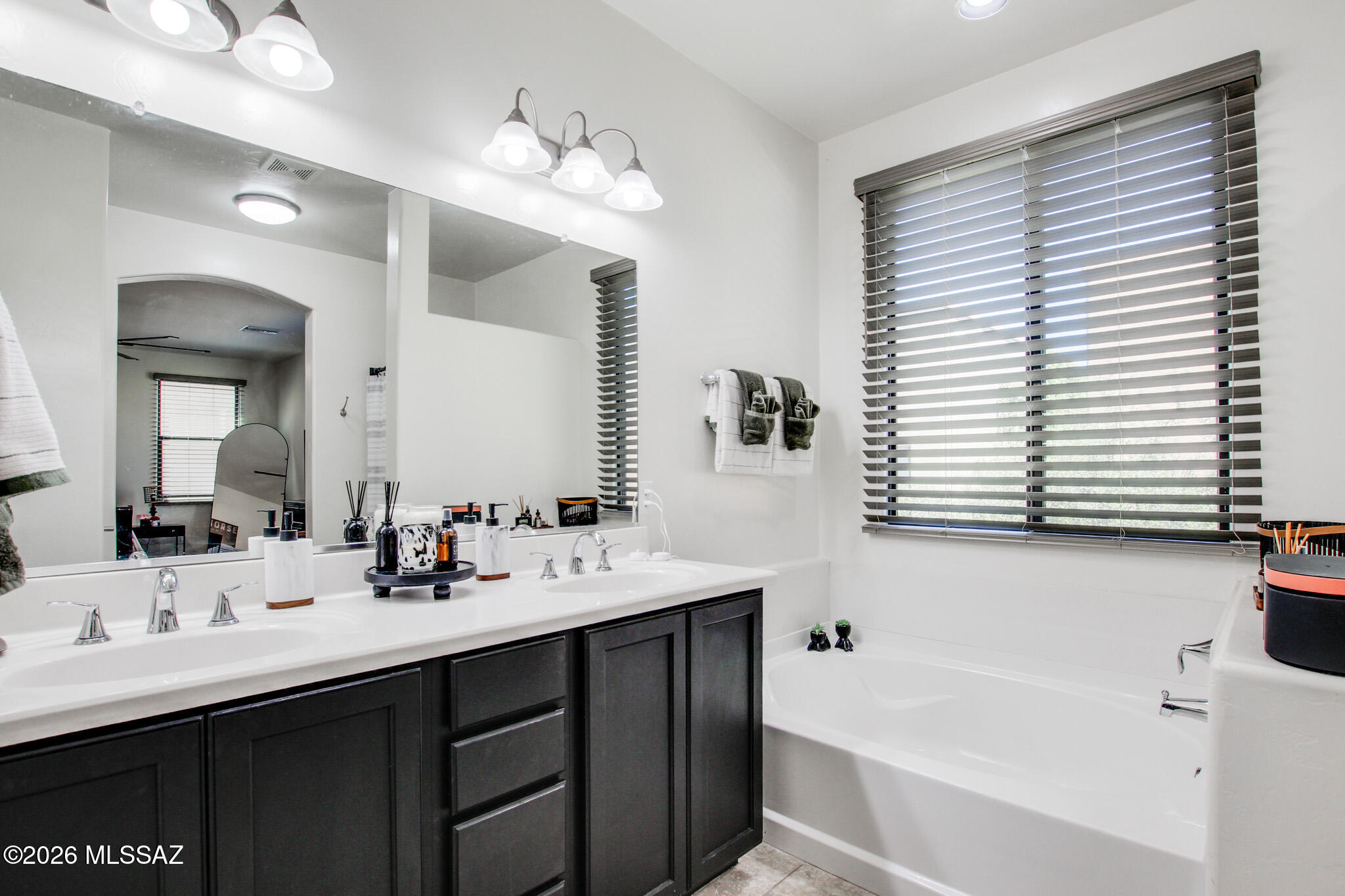 383 East Croydon Park Road Tucson, AZ 85704 - Photo 36 of 50