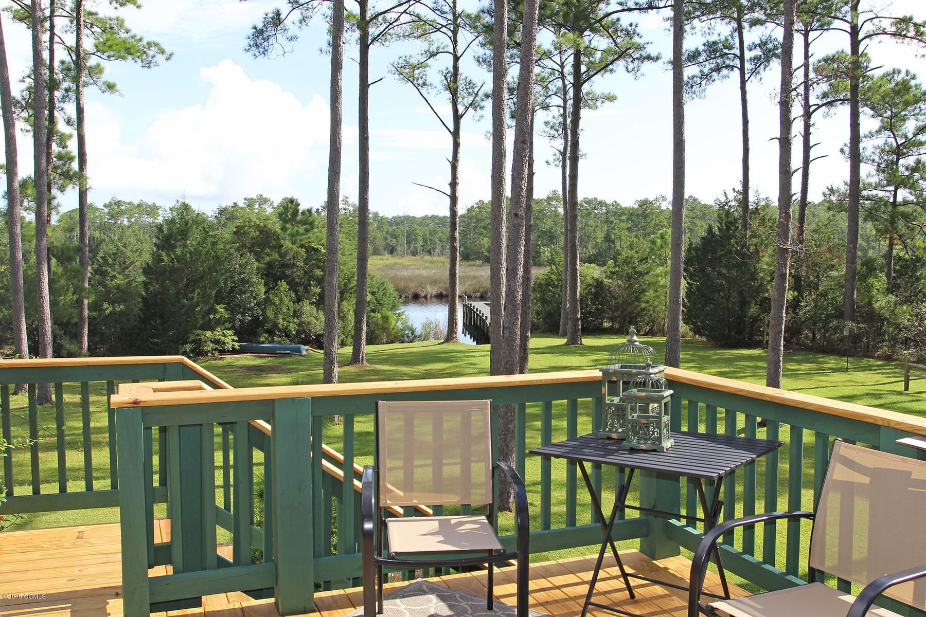 192 West Back Creek Road Beaufort, NC 28516 - Photo 22 of 42 HR deck view