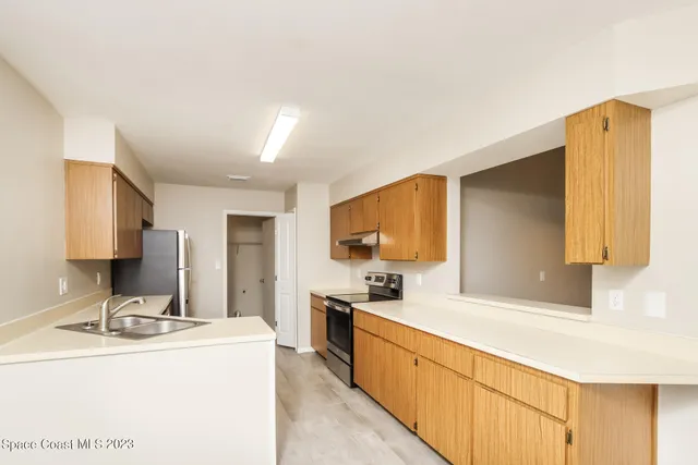 $2,240 | 865 Pine Wood Avenue, Rockledge, FL 32955