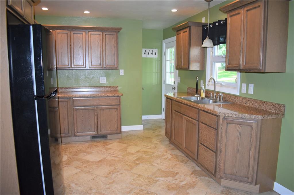 230 Rennick Road Butler, PA 16002 - Photo 9 of 25
