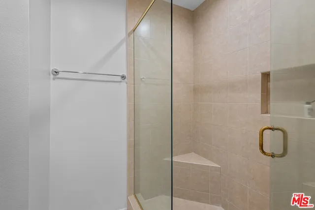 $875,000 | 105 Conifer Circle, Oak Park, CA 91377