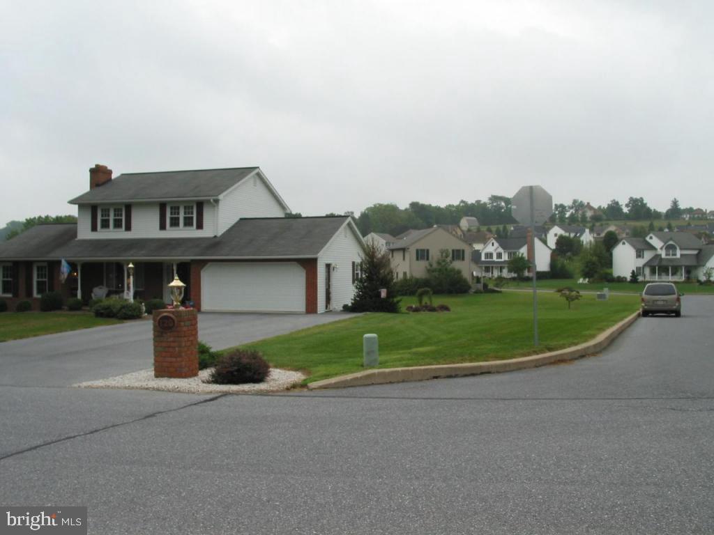 120 Pleasant View Drive Lititz, PA 17543 - Photo 22 of 31