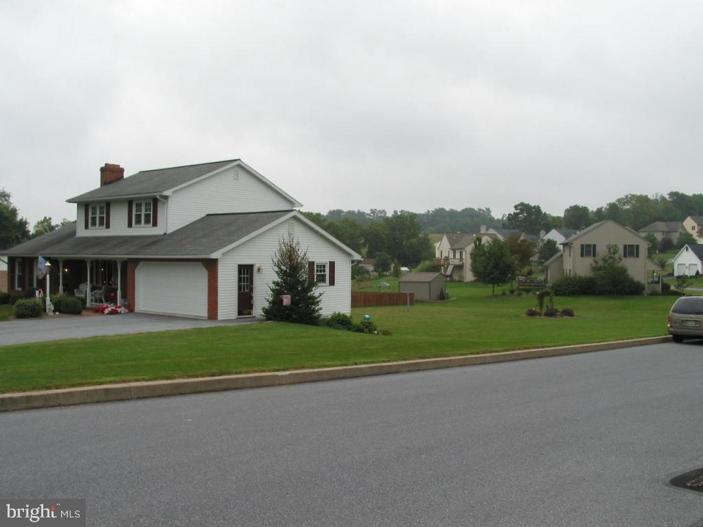 120 Pleasant View Drive Lititz, PA 17543 - Photo 23 of 31