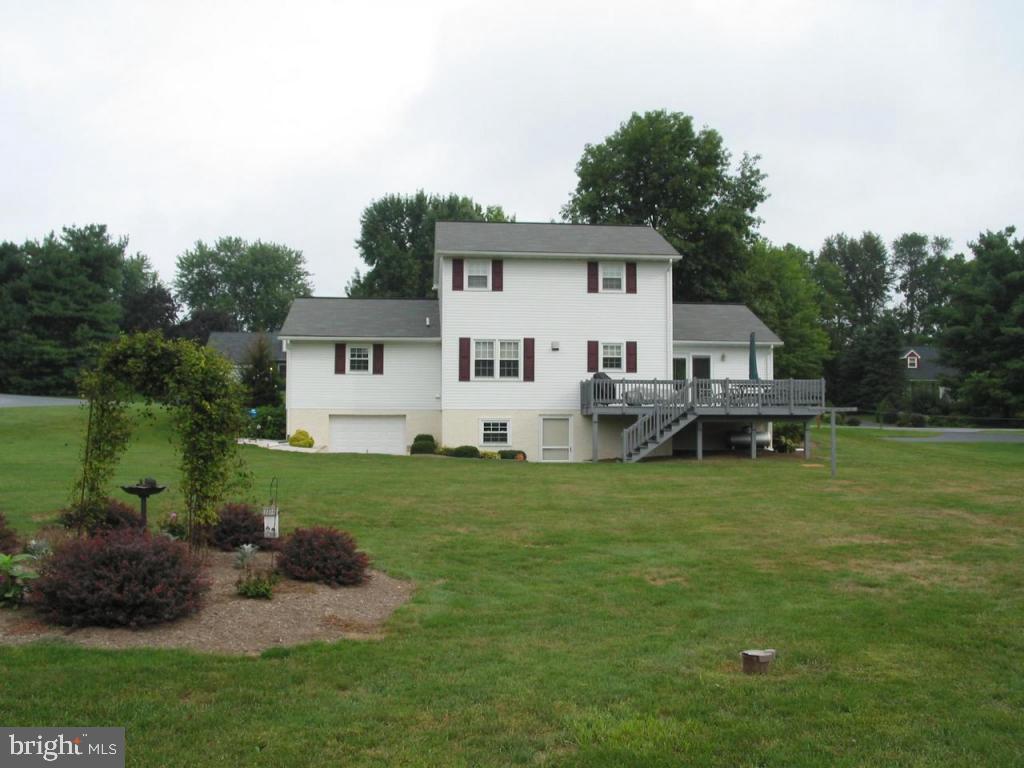 120 Pleasant View Drive Lititz, PA 17543 - Photo 26 of 31