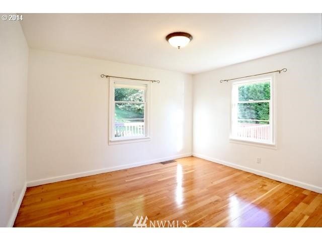 2968 Laurel Road Longview, WA 98632 - Photo 9 of 15 Gallery Image 9