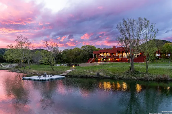 $8,500,000 | 4198 Bear Springs Road, Pipe Creek, TX 78063