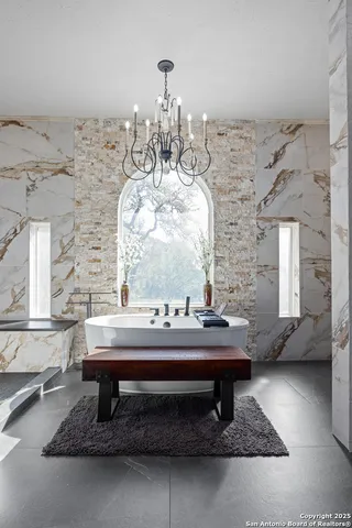 $8,500,000 | 4198 Bear Springs Road, Pipe Creek, TX 78063