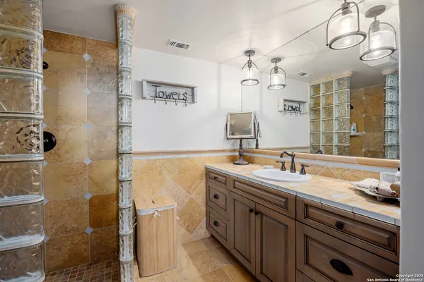 $8,500,000 | 4198 Bear Springs Road, Pipe Creek, TX 78063