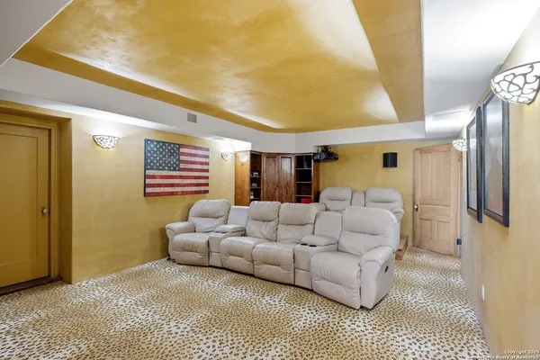 $8,500,000 | 4198 Bear Springs Road, Pipe Creek, TX 78063