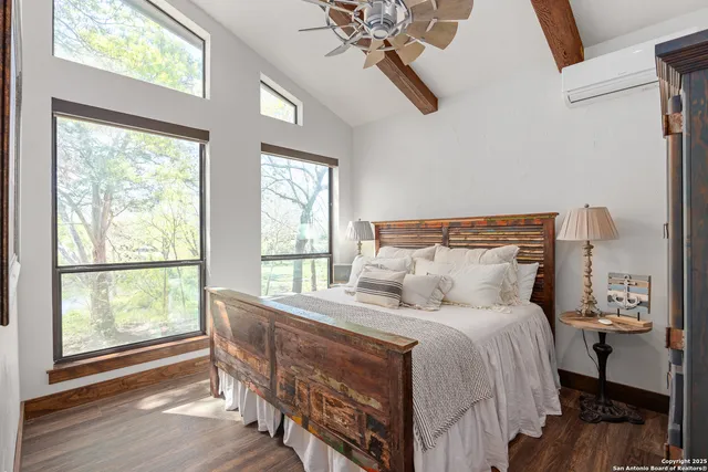 $8,500,000 | 4198 Bear Springs Road, Pipe Creek, TX 78063