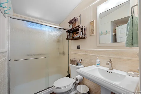 $8,500,000 | 4198 Bear Springs Road, Pipe Creek, TX 78063