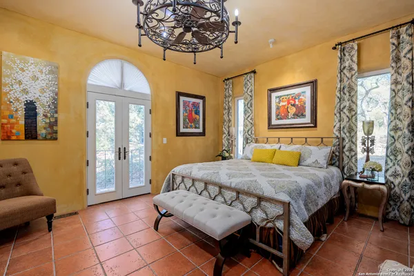 $8,500,000 | 4198 Bear Springs Road, Pipe Creek, TX 78063