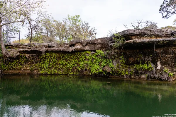 $8,500,000 | 4198 Bear Springs Road, Pipe Creek, TX 78063