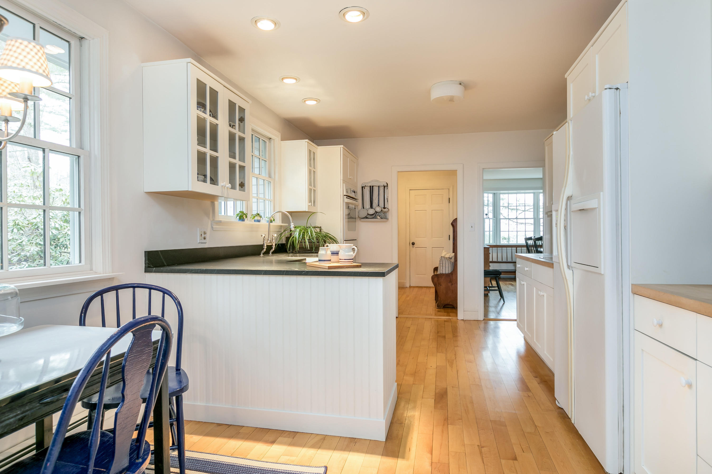 82 Ravine Drive Cumberland Foreside, ME 04110 - Photo 27 of 75 82 Ravine Dr Cumberland-print-028-74-Kit