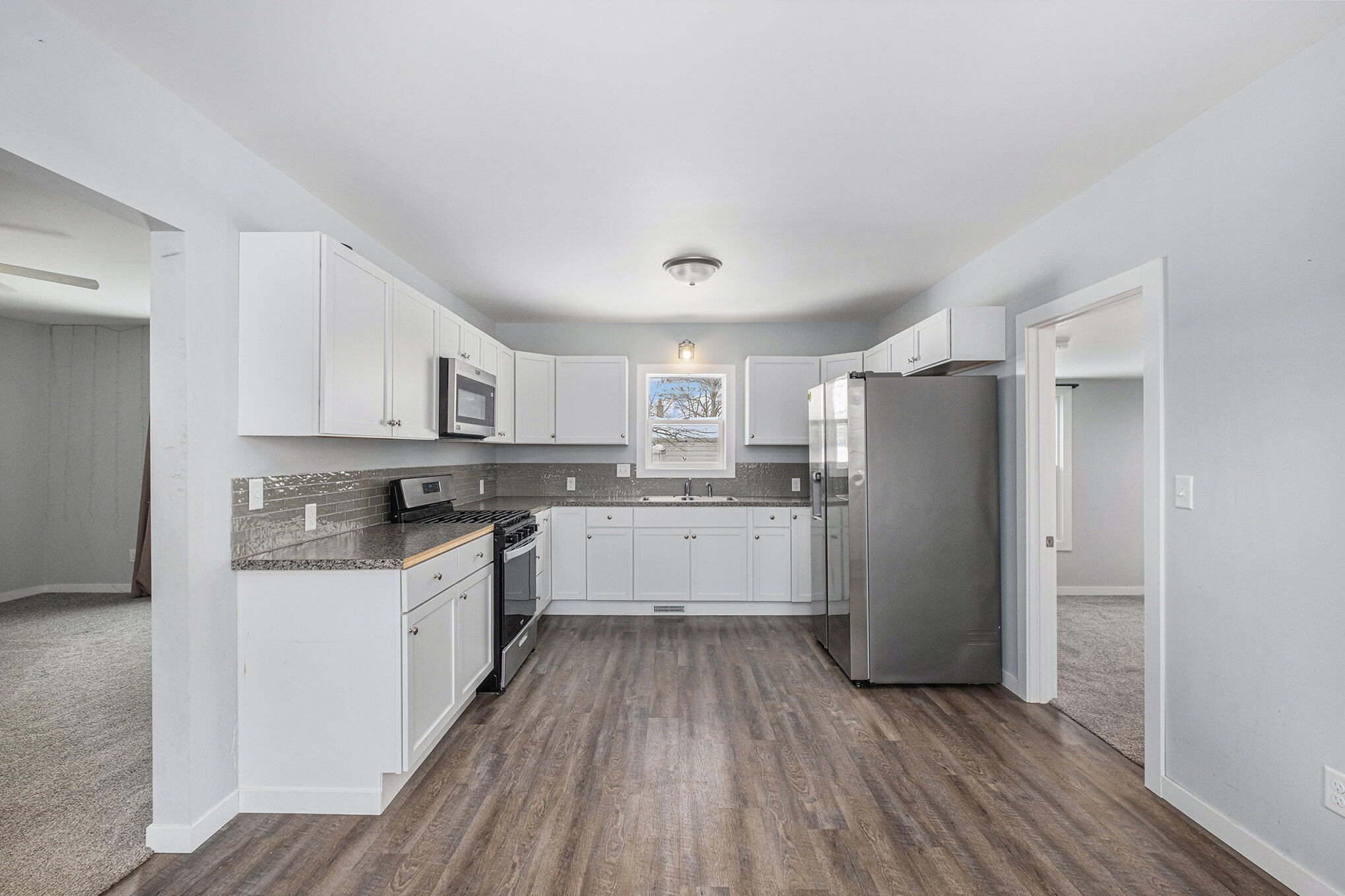 114 Vincent Street Belding, MI 48809 - Photo 12 of 31 014_dscf1204_382